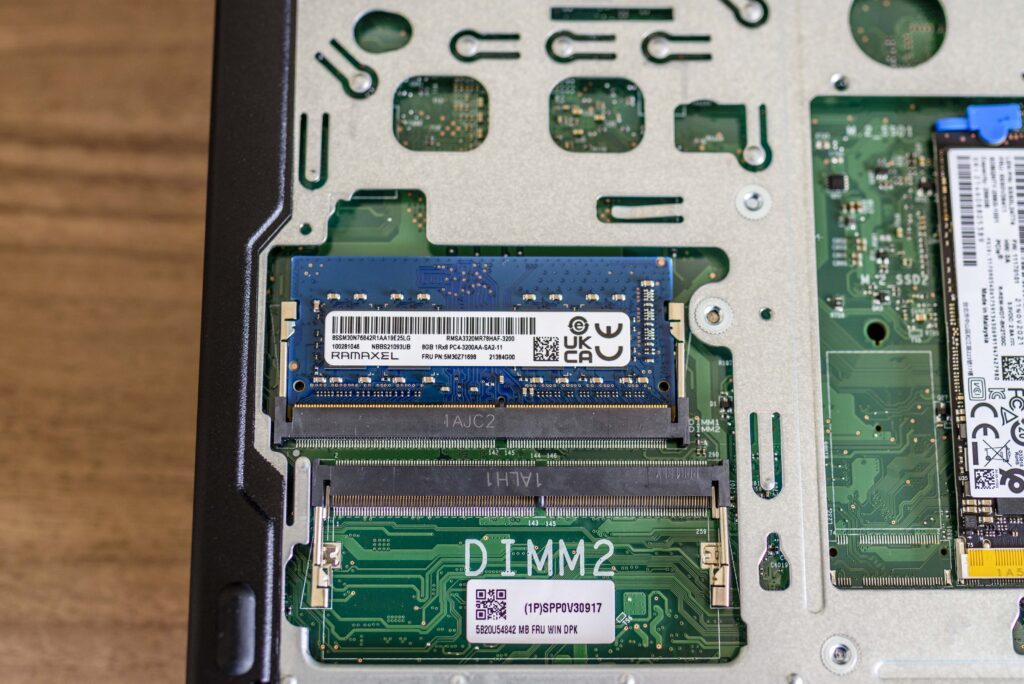 DDR4 RAM 2660 と 3200の違い